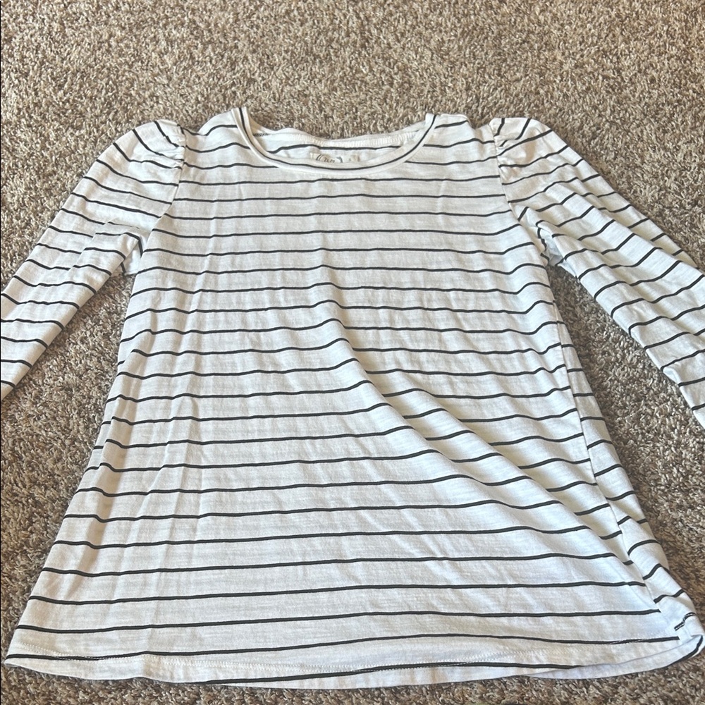 Maurices White and Black Striped Long Sleeve Tee